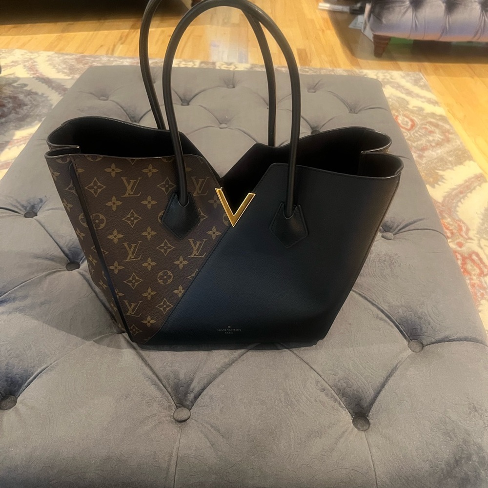Louis Vuitton Black and Brown Shoulder Bag